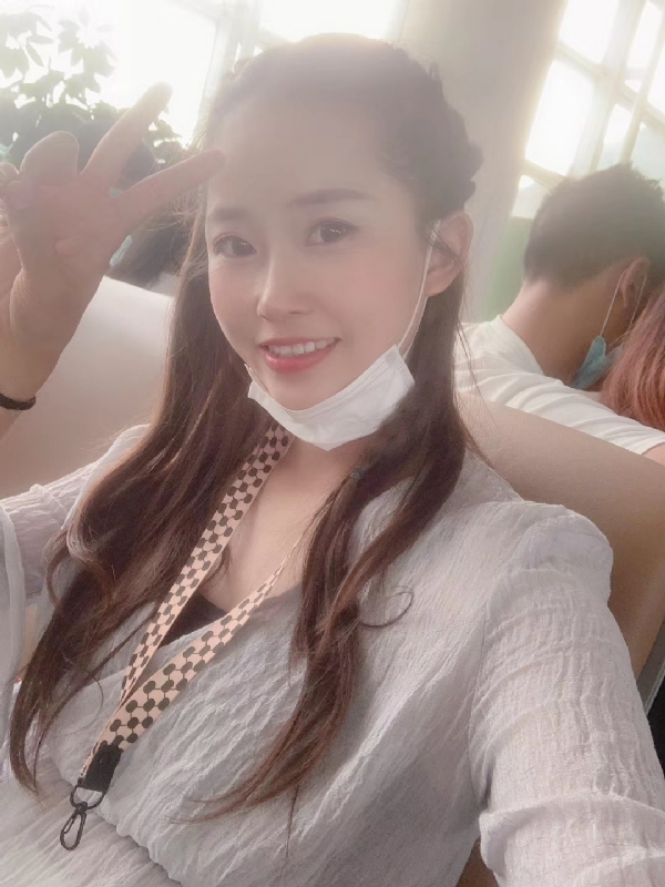 宁乙的第二张照片--衡阳相亲服务中心