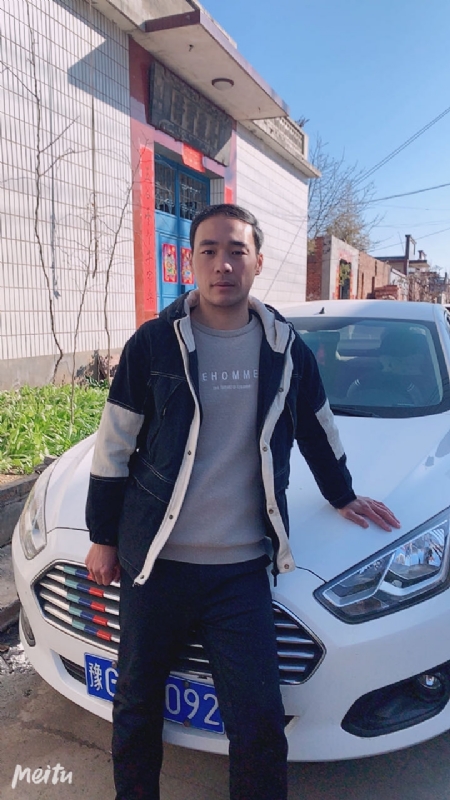 一片云的第一张照片--衡阳相亲服务中心