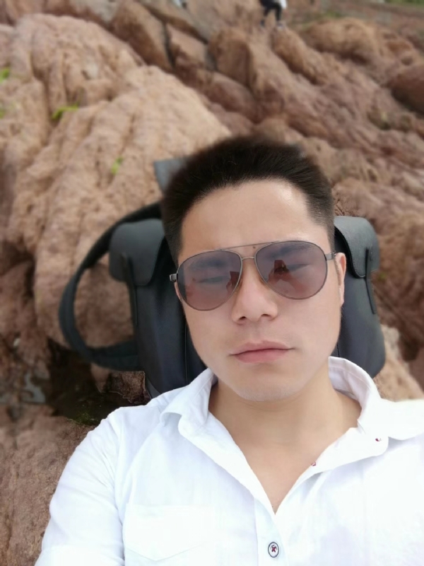 易听的第一张照片--衡阳相亲服务中心