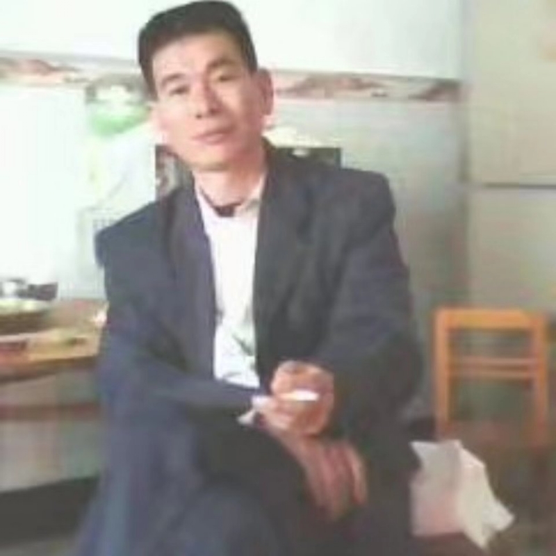 阳光照耀的第一张照片--衡阳相亲服务中心