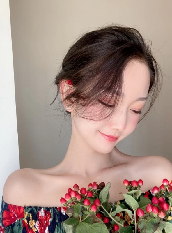 小诗vanessa的第二张照片--衡阳相亲服务中心