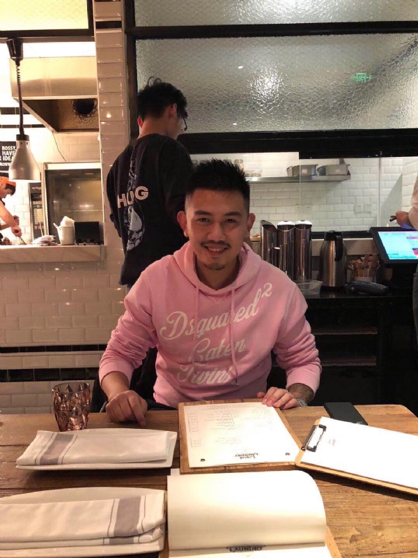 雪云飘的第一张照片--衡阳相亲服务中心