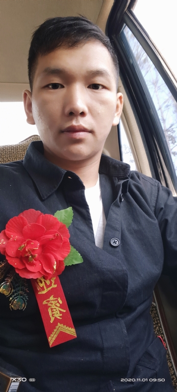 可爱的小猪的第一张照片--衡阳相亲服务中心