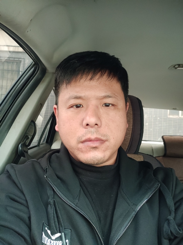 田立城的第一张照片--衡阳相亲服务中心