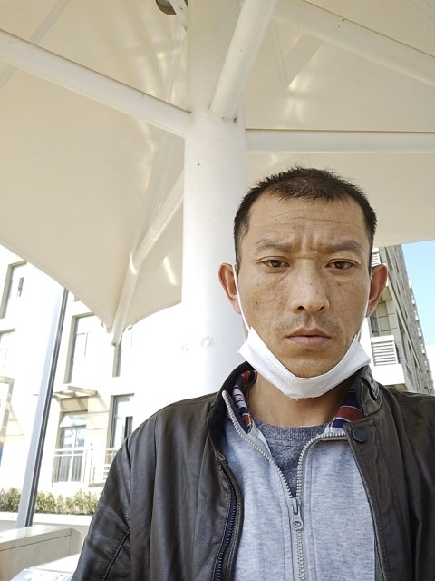 孤狼的第一张照片--衡阳相亲服务中心