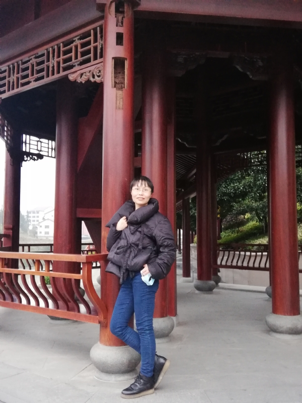 篱落的第一张照片--衡阳相亲服务中心