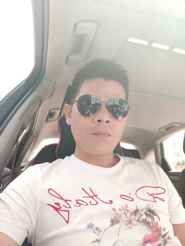 单身已久的第一张照片--衡阳相亲服务中心