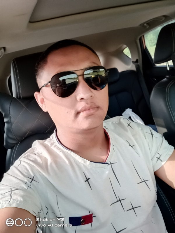 寻缘的第一张照片--衡阳相亲服务中心