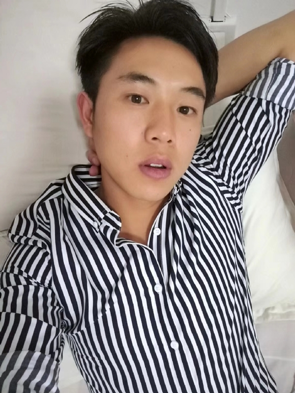 小雷的第二张照片--衡阳相亲服务中心