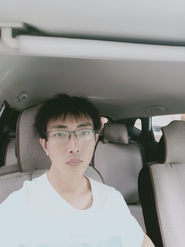 阳光大男孩的第一张照片--衡阳相亲服务中心