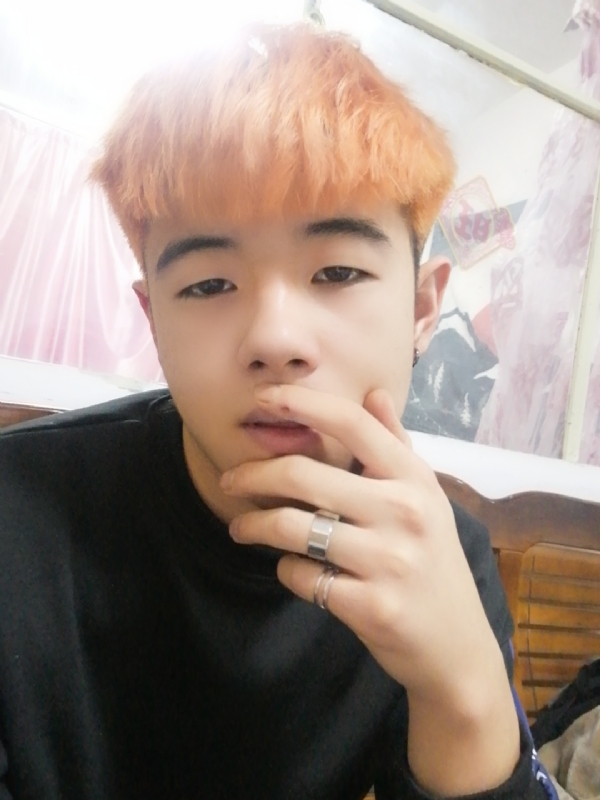 钟宇诗的第一张照片--衡阳相亲服务中心