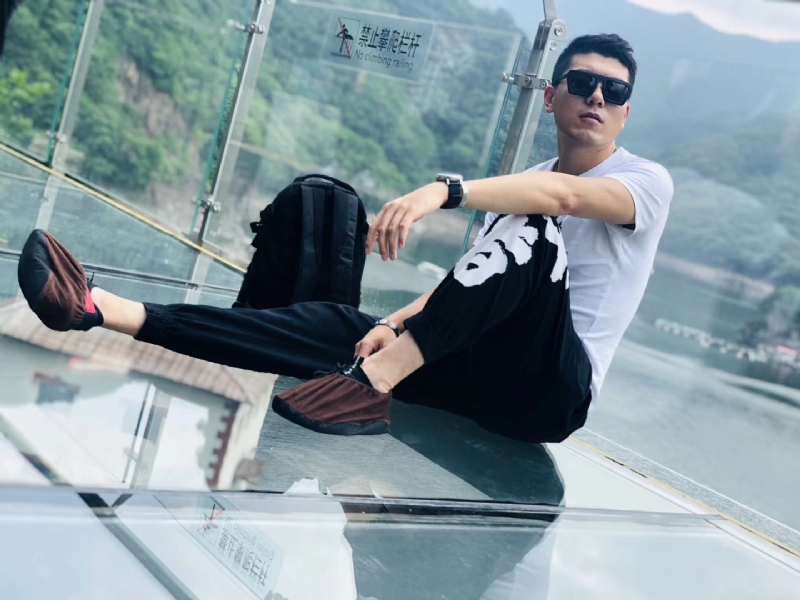 庄周梦蝶的第一张照片--衡阳相亲服务中心