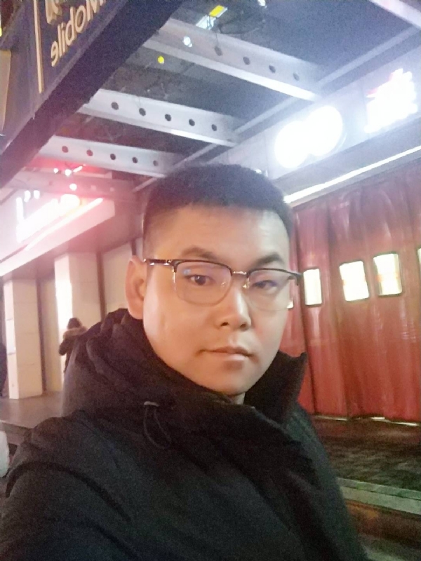 杜跃龙的第二张照片--衡阳相亲服务中心