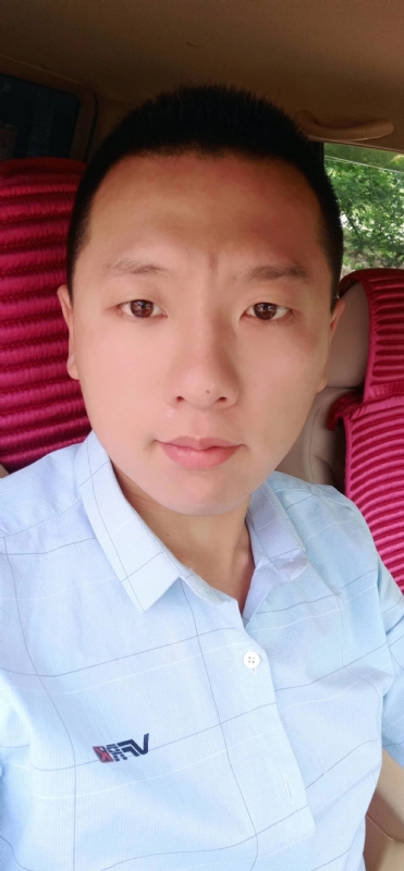 霄上的第二张照片--衡阳相亲服务中心