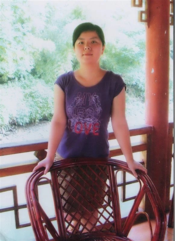 小家碧玉19的第一张照片--衡阳相亲服务中心