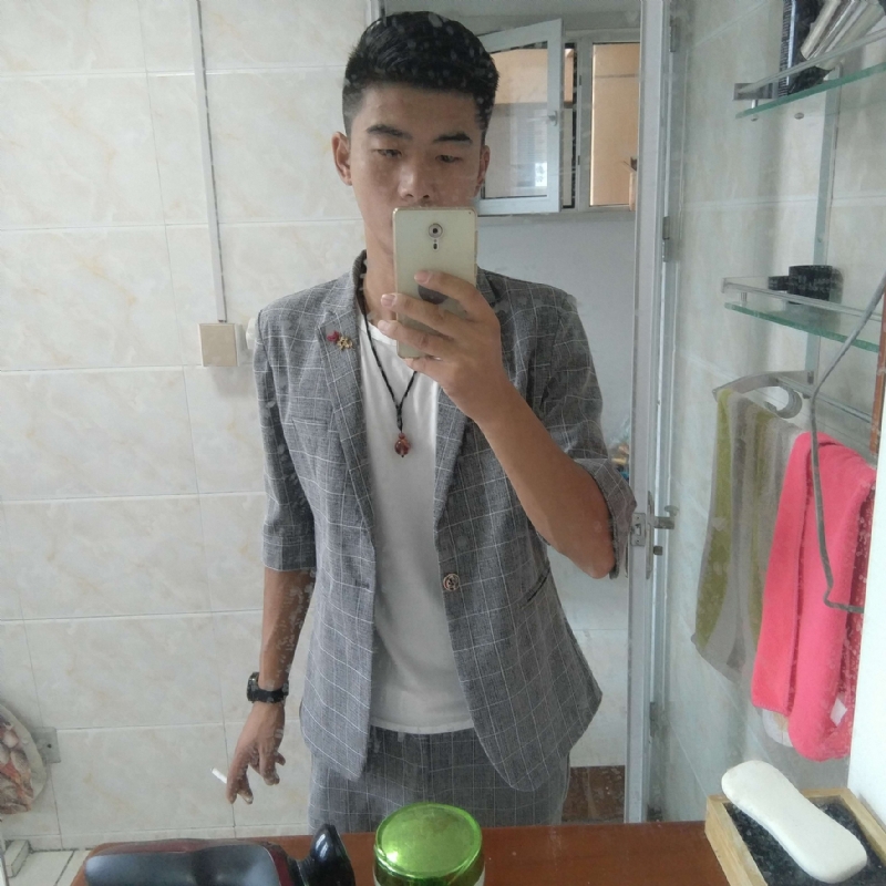 会淹死的鱼的第一张照片--衡阳相亲服务中心