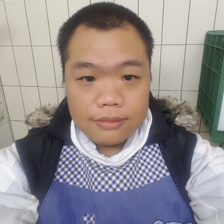 黑熊的第一张照片--衡阳相亲服务中心