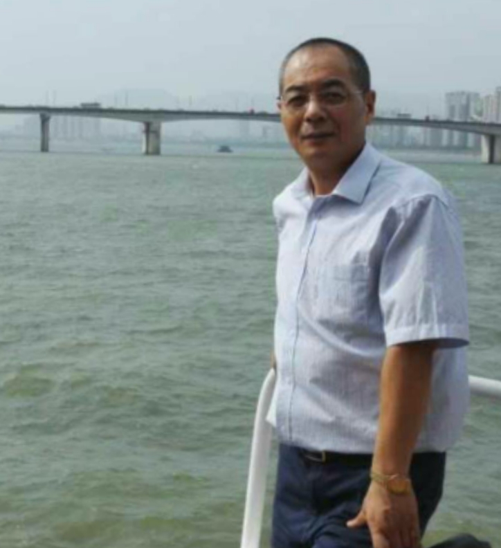 辛民的第二张照片--衡阳相亲服务中心