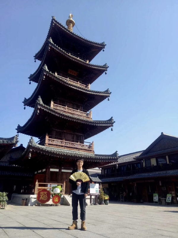 流浪共和的第一张照片--衡阳相亲服务中心