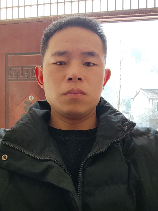 勇敢的成长的第一张照片--衡阳相亲服务中心