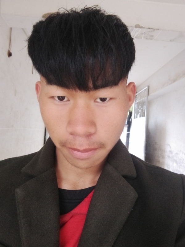 少年不在少的第一张照片--衡阳相亲服务中心