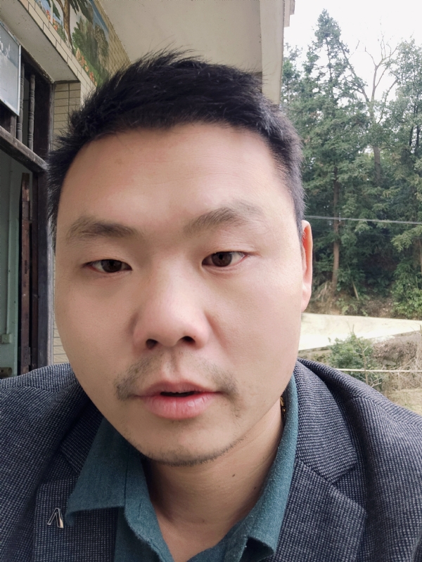 曾小焱的第一张照片--衡阳相亲服务中心