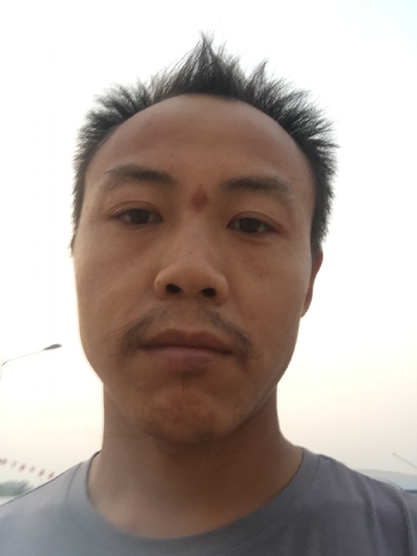 老曹的第一张照片--衡阳相亲服务中心