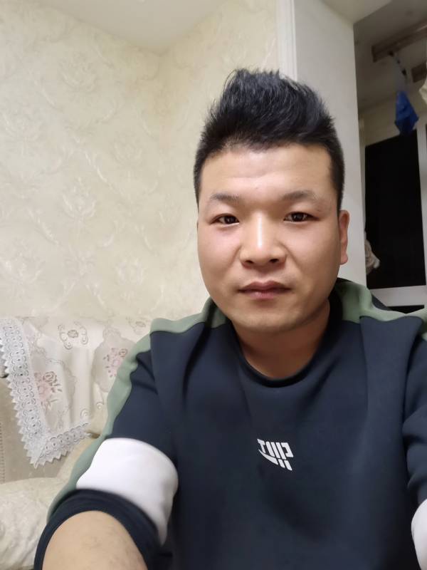 小猪猪的第一张照片--衡阳相亲服务中心