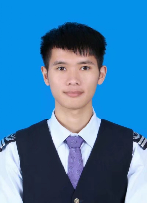 一头奔跑的熊的第一张照片--衡阳相亲服务中心