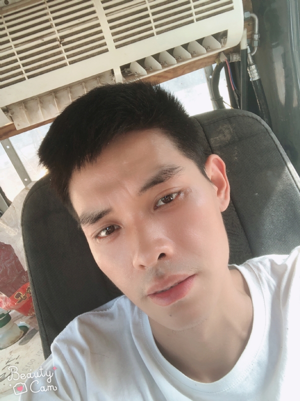 小董的第一张照片--衡阳相亲服务中心