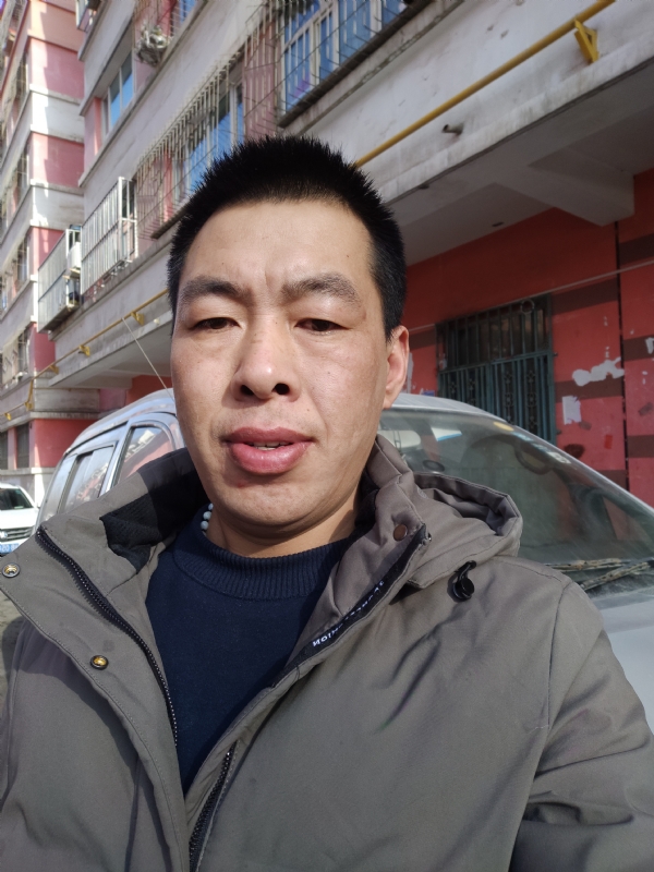 华哥的第一张照片--衡阳相亲服务中心