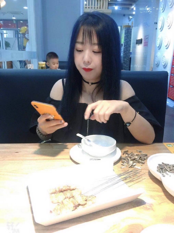 程程的第一张照片--衡阳相亲服务中心