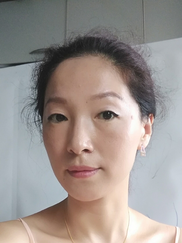 彼岸花的第一张照片--衡阳相亲服务中心