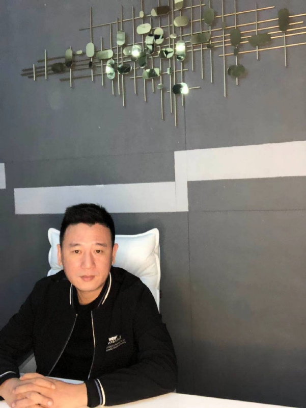 SAM的第一张照片--衡阳相亲服务中心