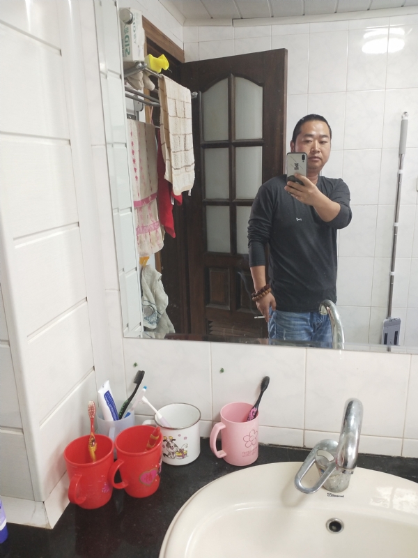 半世人间的第二张照片--衡阳相亲服务中心