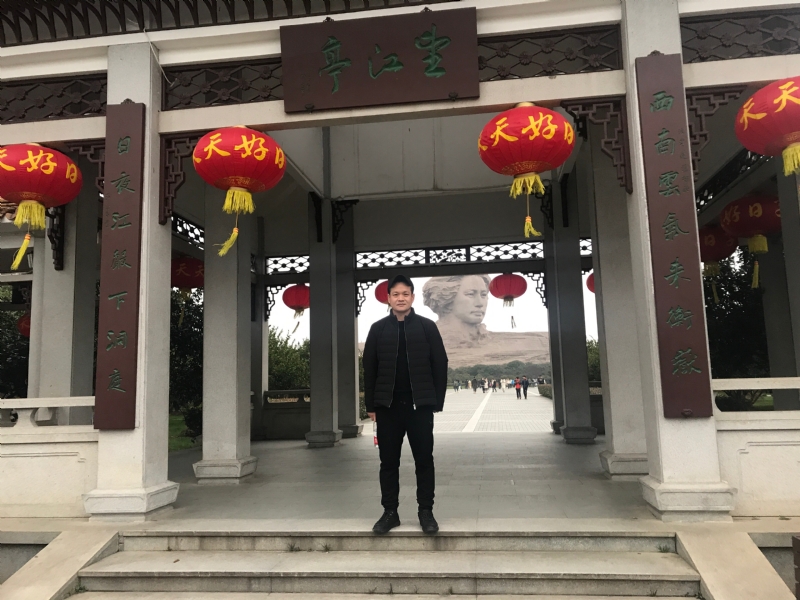 风继续吹的第一张照片--衡阳相亲服务中心