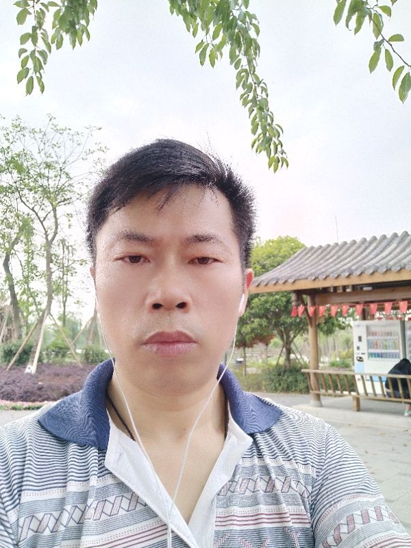 一个人的孤单的第一张照片--衡阳相亲服务中心