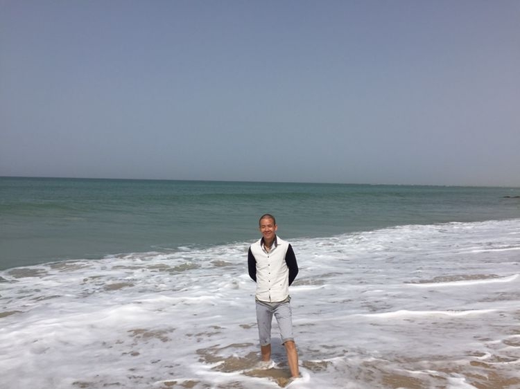 文字的忧伤的第一张照片--衡阳相亲服务中心