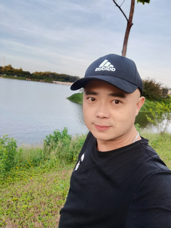 石头哥的第一张照片--衡阳相亲服务中心