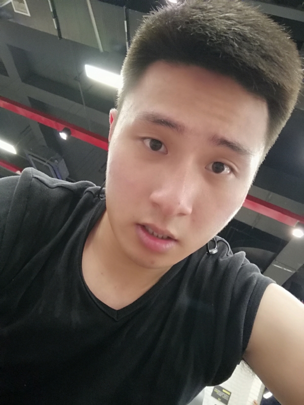 江南的雨的第一张照片--衡阳相亲服务中心