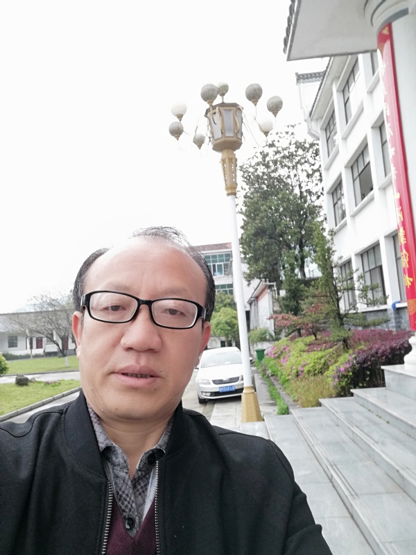 玫瑰祥云的第二张照片--衡阳相亲服务中心