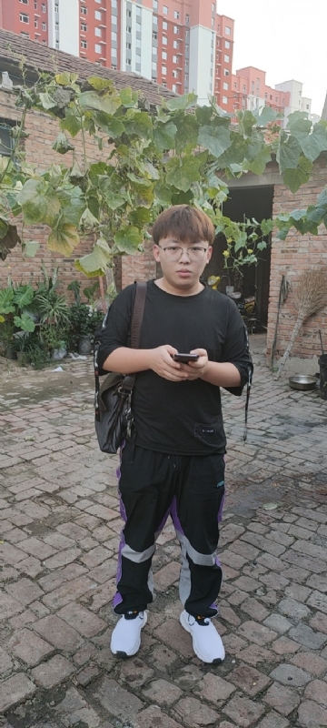 辛禹的第二张照片--衡阳相亲服务中心