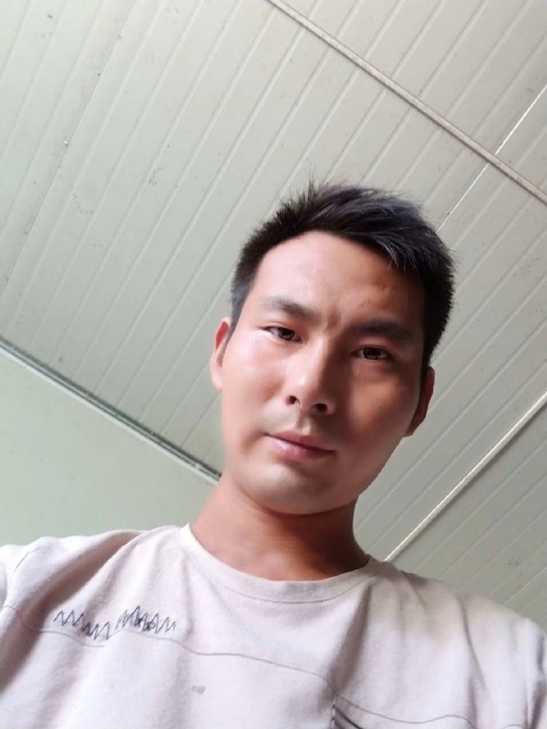 快乐肥宅水的第一张照片--衡阳相亲服务中心