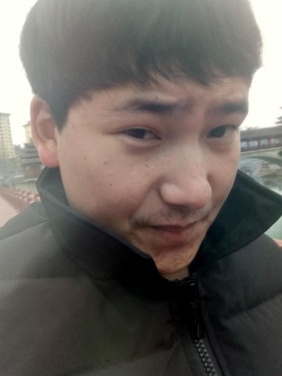 侗族青年作家超超的第二张照片--衡阳相亲服务中心