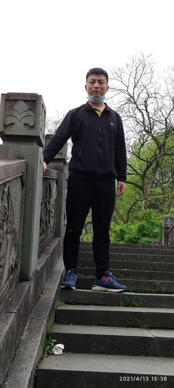 翁的第一张照片--衡阳相亲服务中心