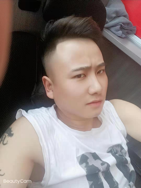 上善若水的第二张照片--衡阳相亲服务中心