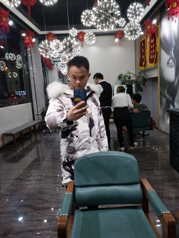 简单的第一张照片--衡阳相亲服务中心