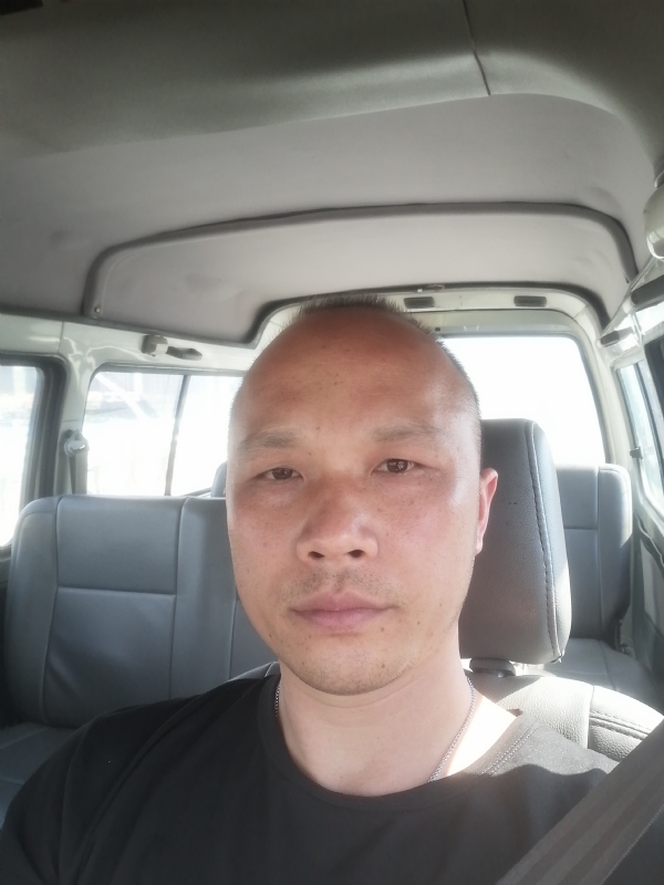 新旺丁的第一张照片--衡阳相亲服务中心