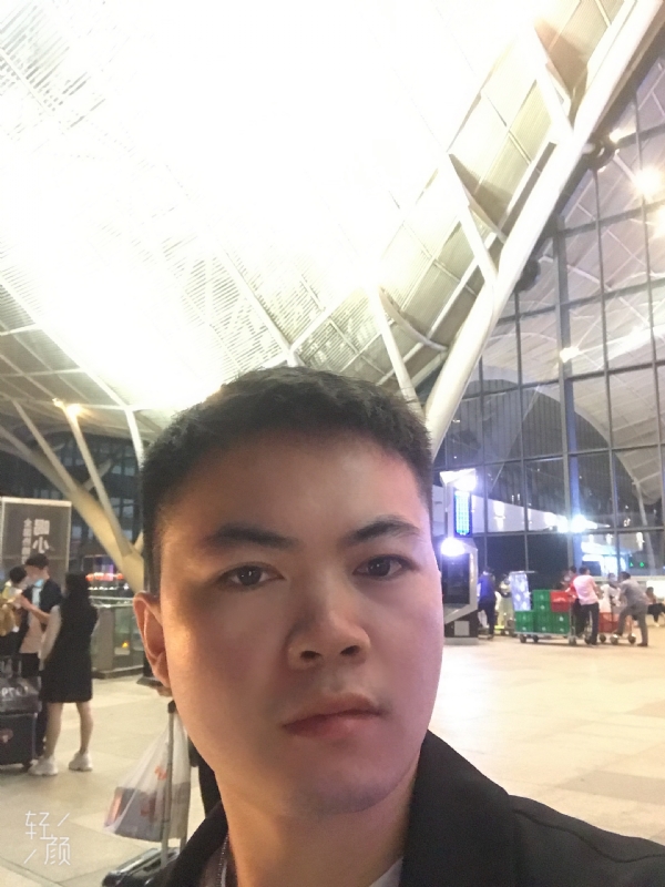 骑马的快乐的第一张照片--衡阳相亲服务中心