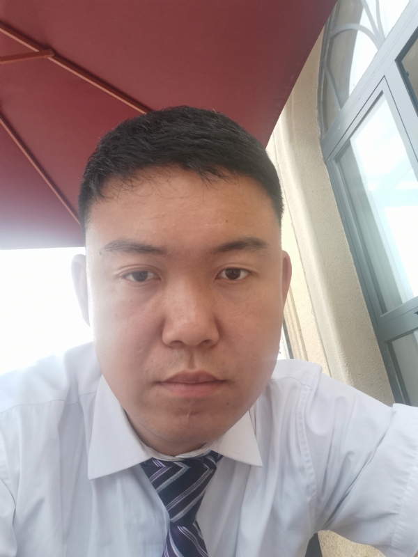 小龙哥的第一张照片--衡阳相亲服务中心